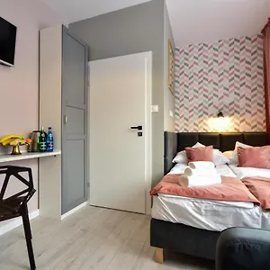 Appartement Candy, Varsovie
